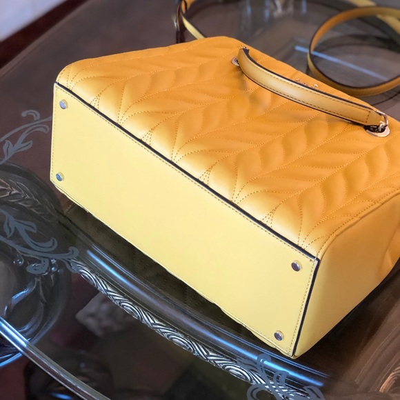 NWT kate spade quilted Leather Meena handbag - Picture 8 of 8